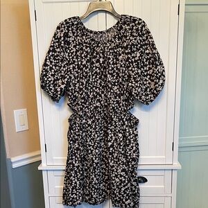 Old Navy black Floral Dress